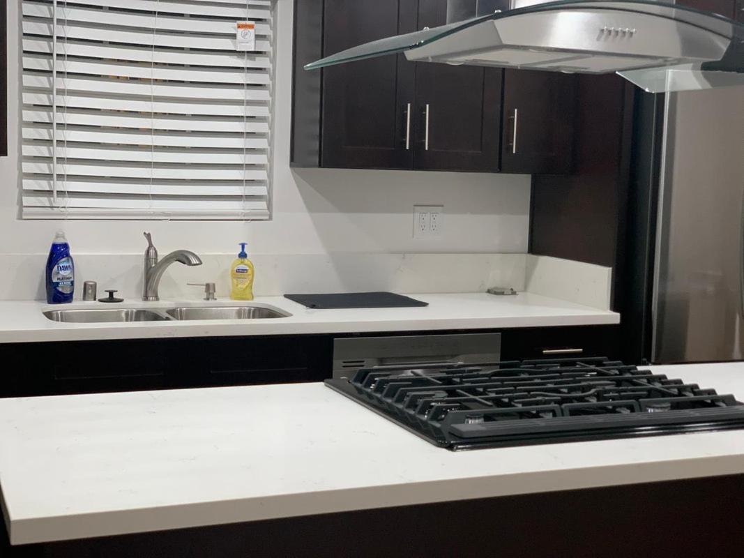 Hébergement de vacances Gated Contemporary 3 Bedroom - 2 Bathroom In South Parking *